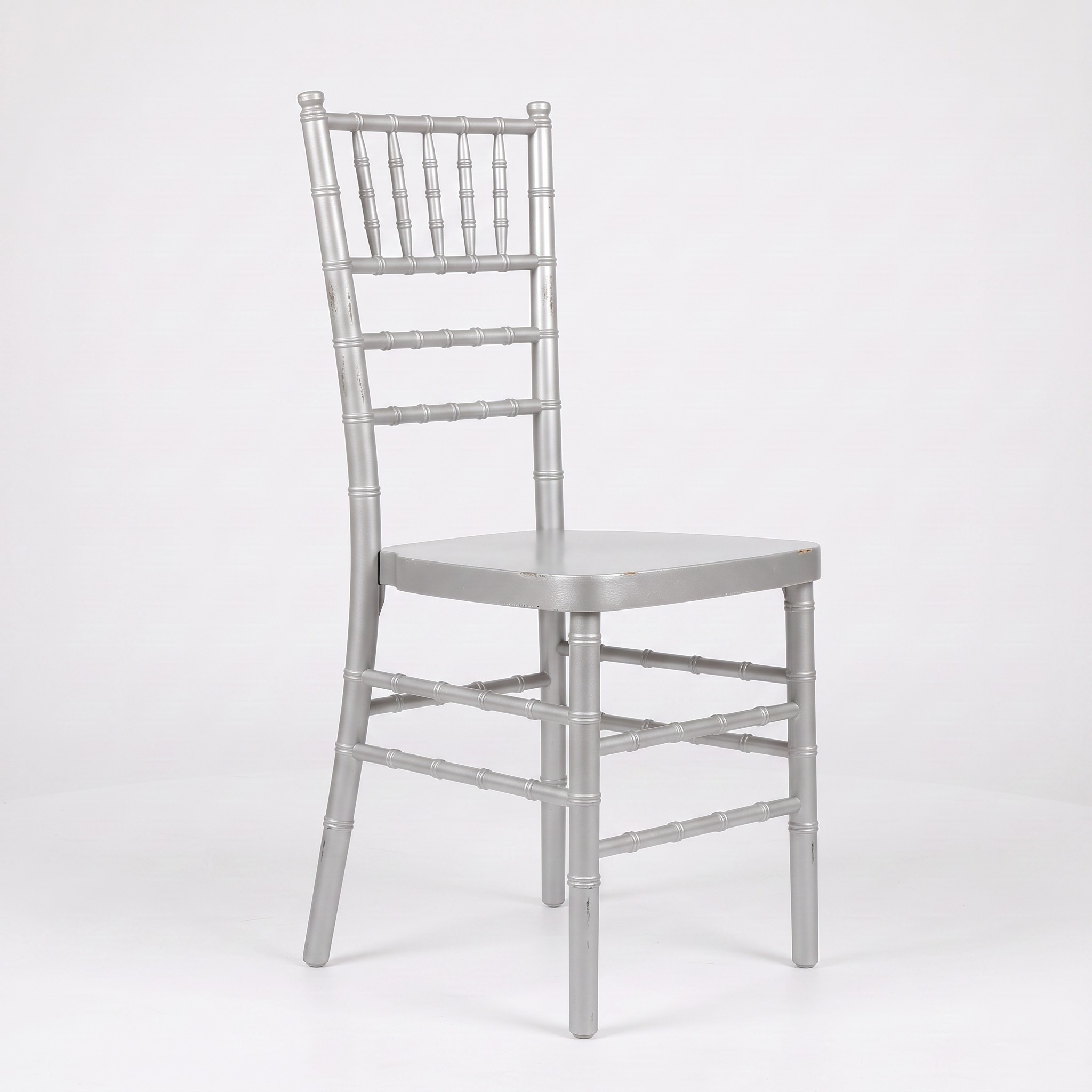 For Sale : Silver Chiavari Chair (USED)